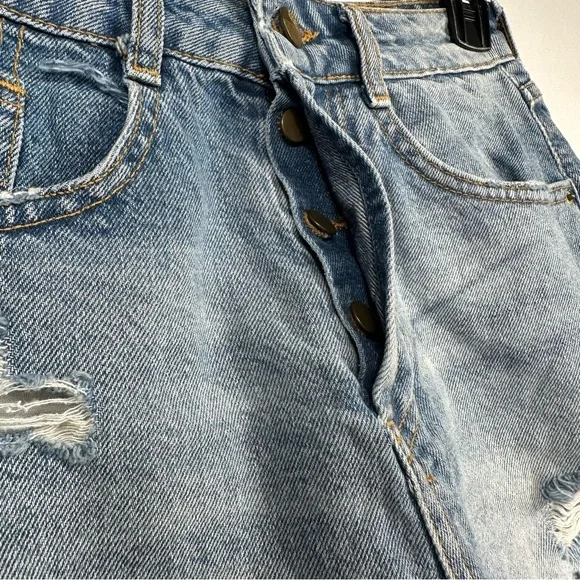 Zara Light Blue High Rise Ripped Jean Shorts Size 2 - Picture 3 of 8